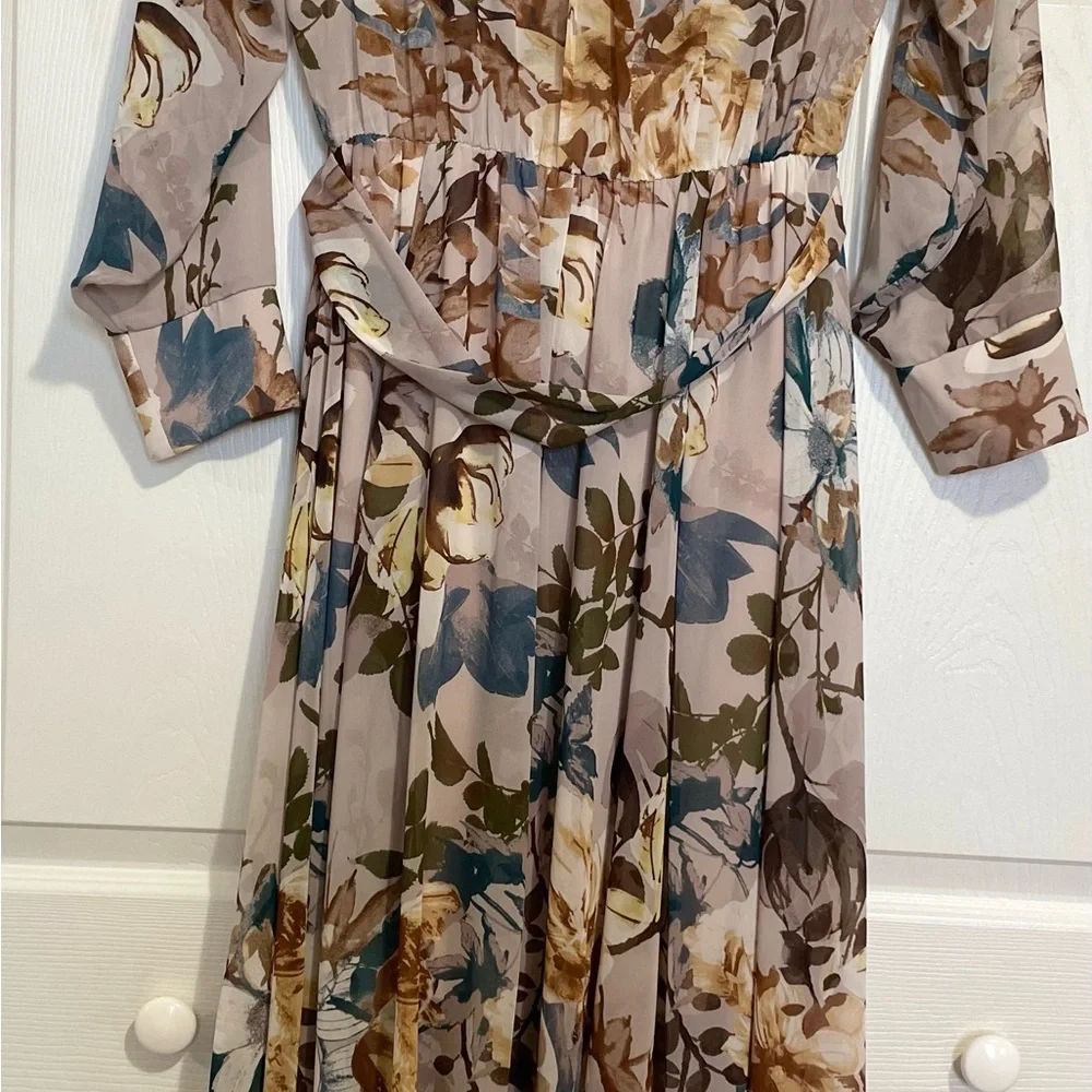 Material: Shell&Lining— 100% Polyester - Picture 2 of 5